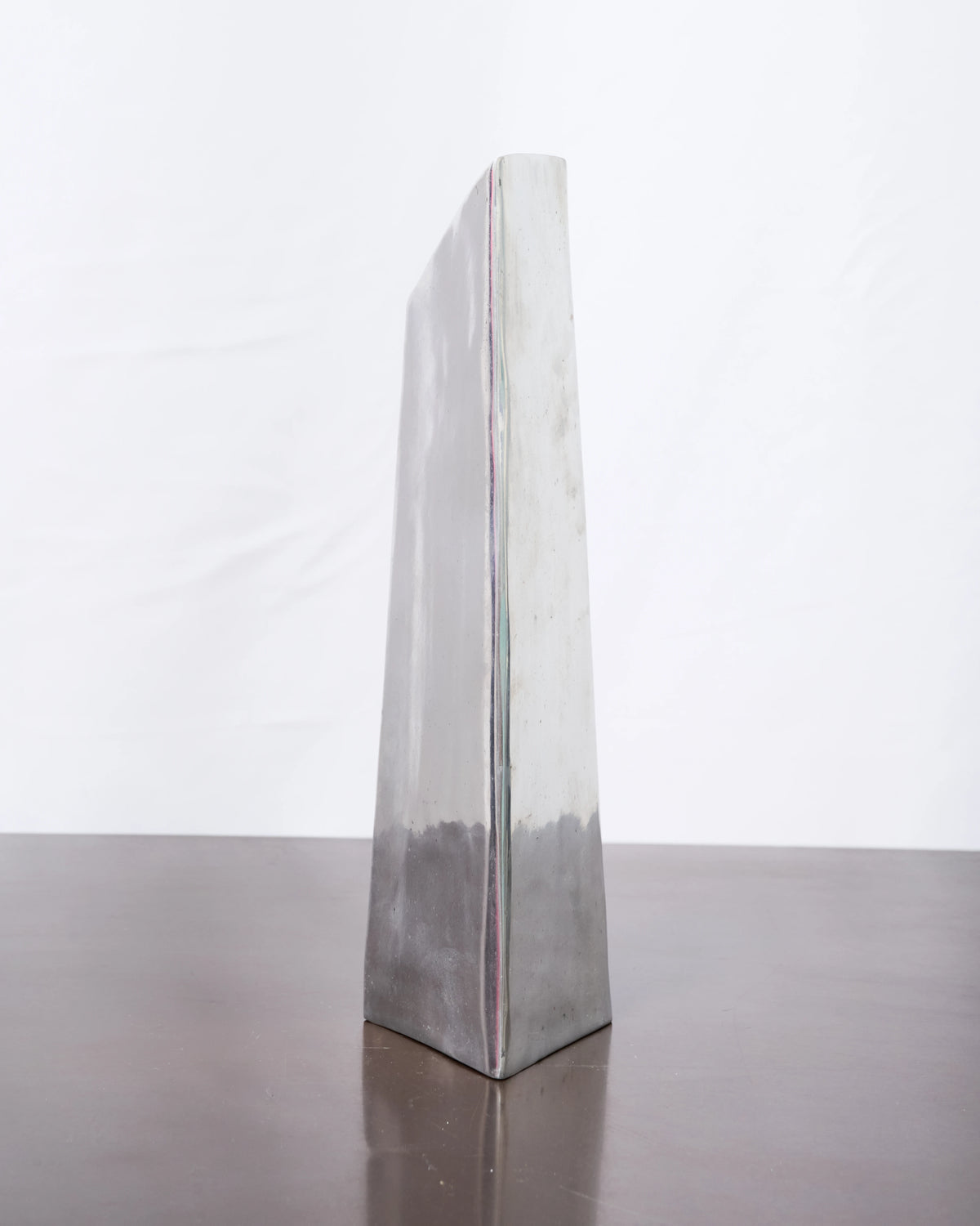 Vase en fonte d'aluminium "Triangle", 1970s