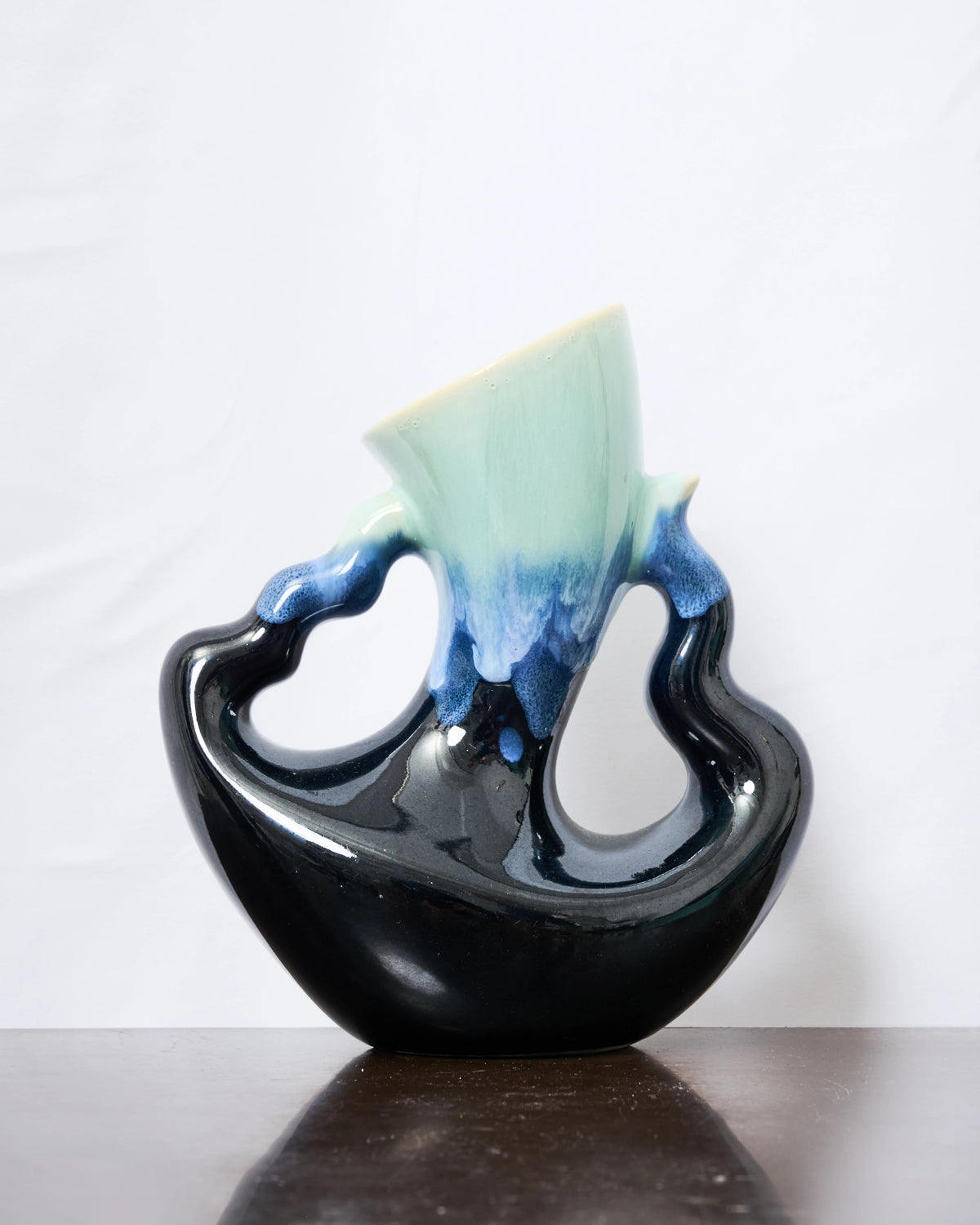 Vase pichet "Dali", nuances de bleu, 1970
